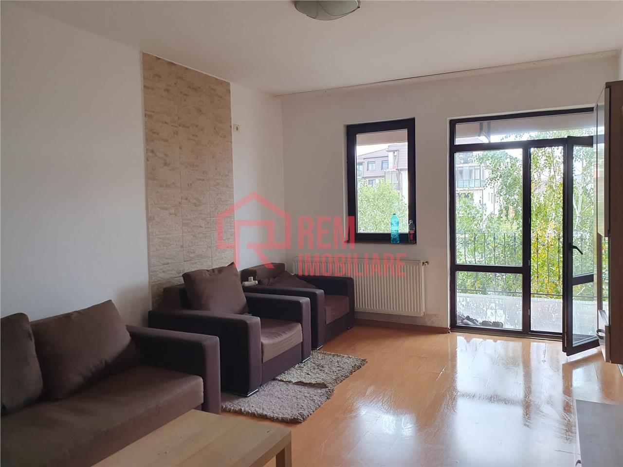 Vanzare apartament 2 camere, decomandat, 68 mp, mobilat, utilat, parcare, in Dobroesti, Str Doinei